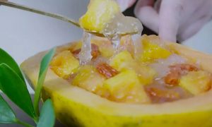 木瓜银耳燕窝糖水