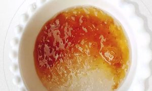 冬季养生燕窝食谱：蜂蜜燕窝